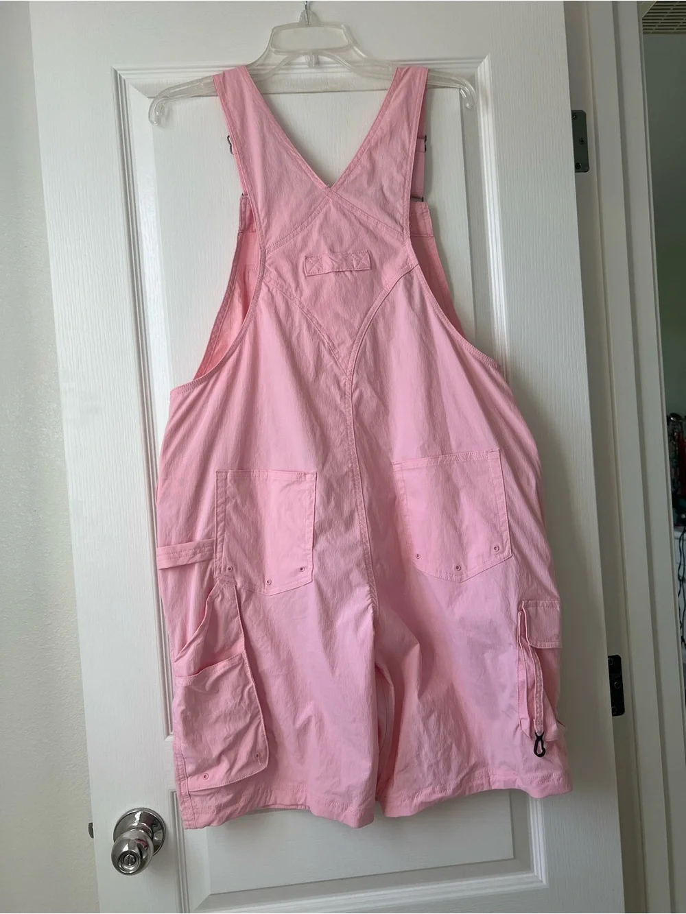Duluth Trading Co Women’s Light Pink Overall Shorts - Picture 5 of 6